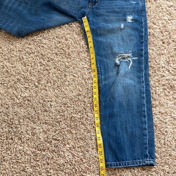 American eagle boyfriend 100% cotton distressed   straight leg jeans sz 6 GUC - Picture 7 of 8